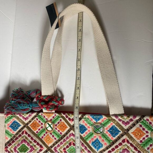 Evelyn K New W/Tags Embroidered Tote Bag - Picture 13 of 13